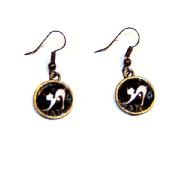 LEAPING CATS CABOCHON EARRINGS - Picture 2 of 2